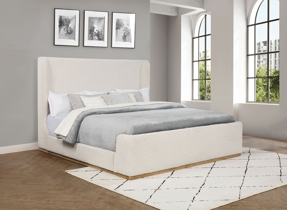 Nala Eastern King & Queen Bed