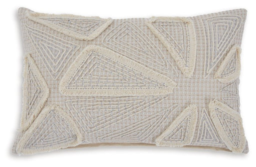 Irvetta Pillow (Set of 4) image